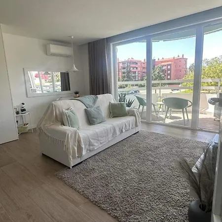 Golden Coast Apartman *