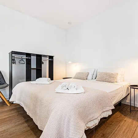 Golden Coast Apartman *