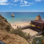 Golden Coast דירה