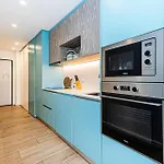 Golden Coast Апартаменты Портиман
